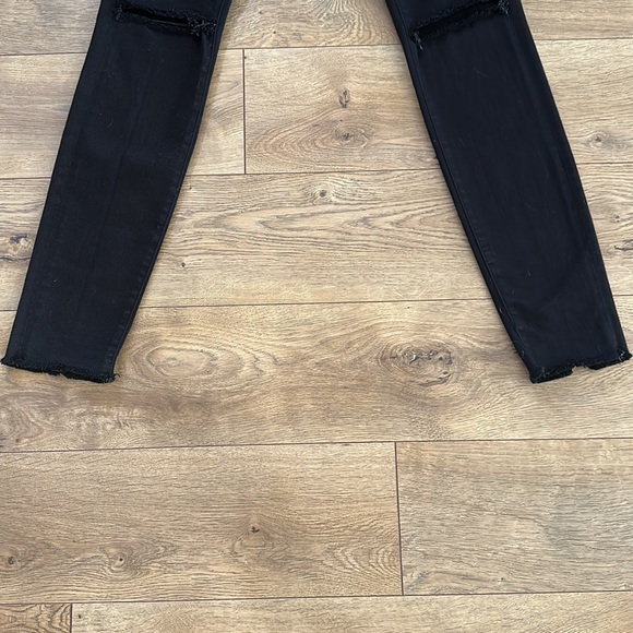 Frame Denim Le Skinny de Jeanne with holes in the knees - Picture 6 of 6